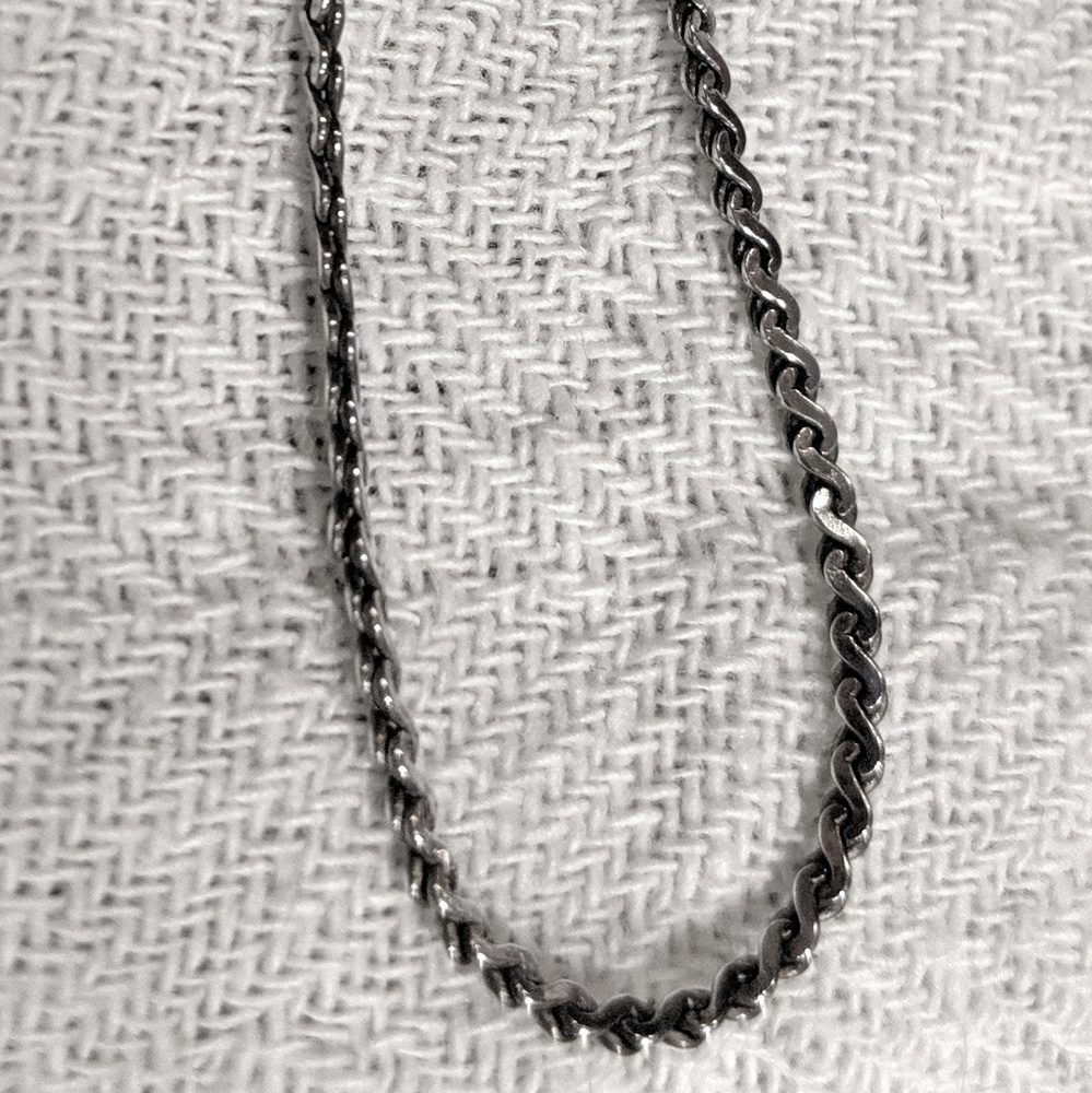 Bracelets - Picture 3 of 5